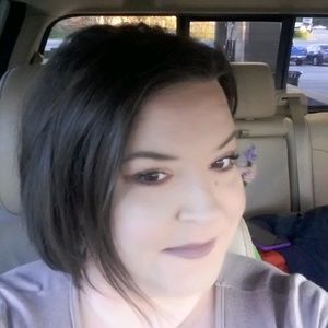 Meet your Posher, Suzie